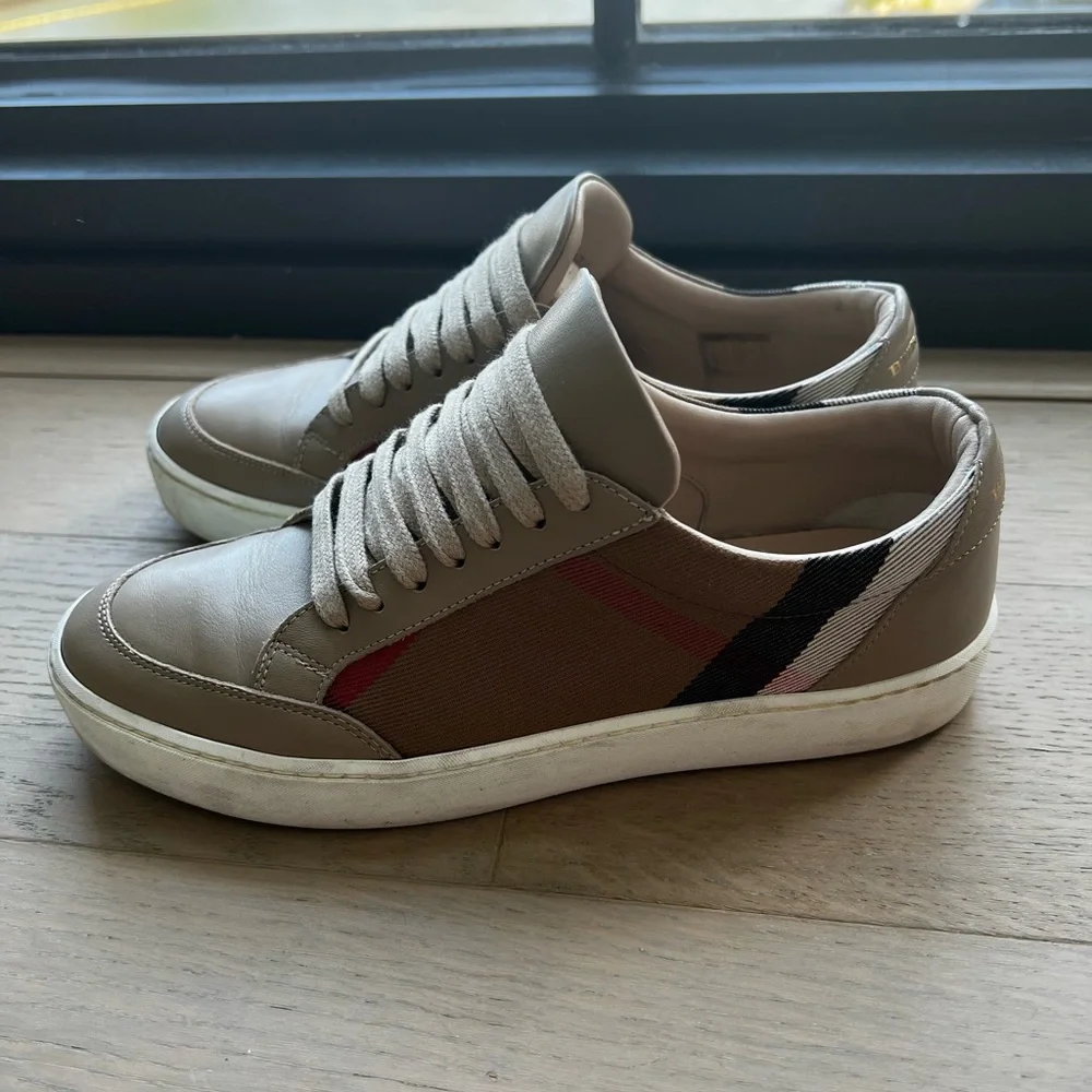 Burberry Salmond Check Low Top Sneaker - Picture 3 of 4